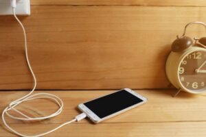 When to Charge your Phone Battery to Prolong its Battery Life